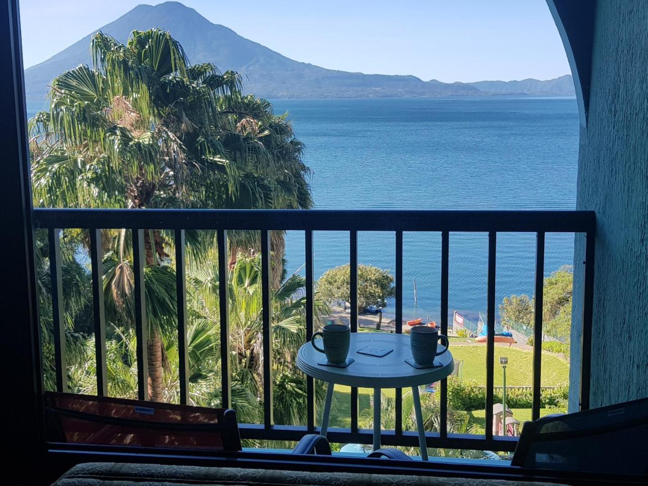 The Paradise Of Atitlan Suites - Free Breakfast Supplies Panajachel Eksteriør bilde