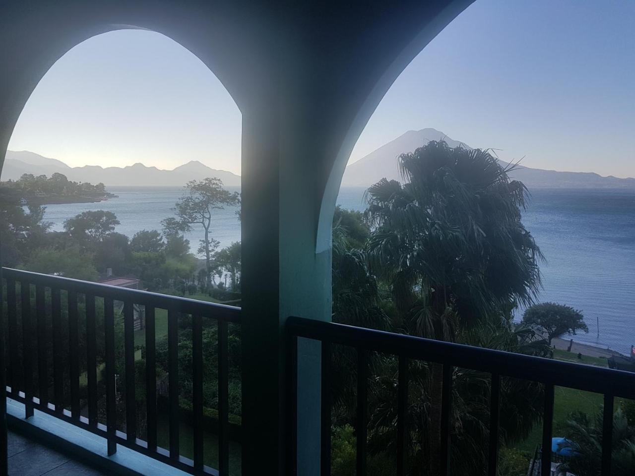The Paradise Of Atitlan Suites - Free Breakfast Supplies Panajachel Eksteriør bilde