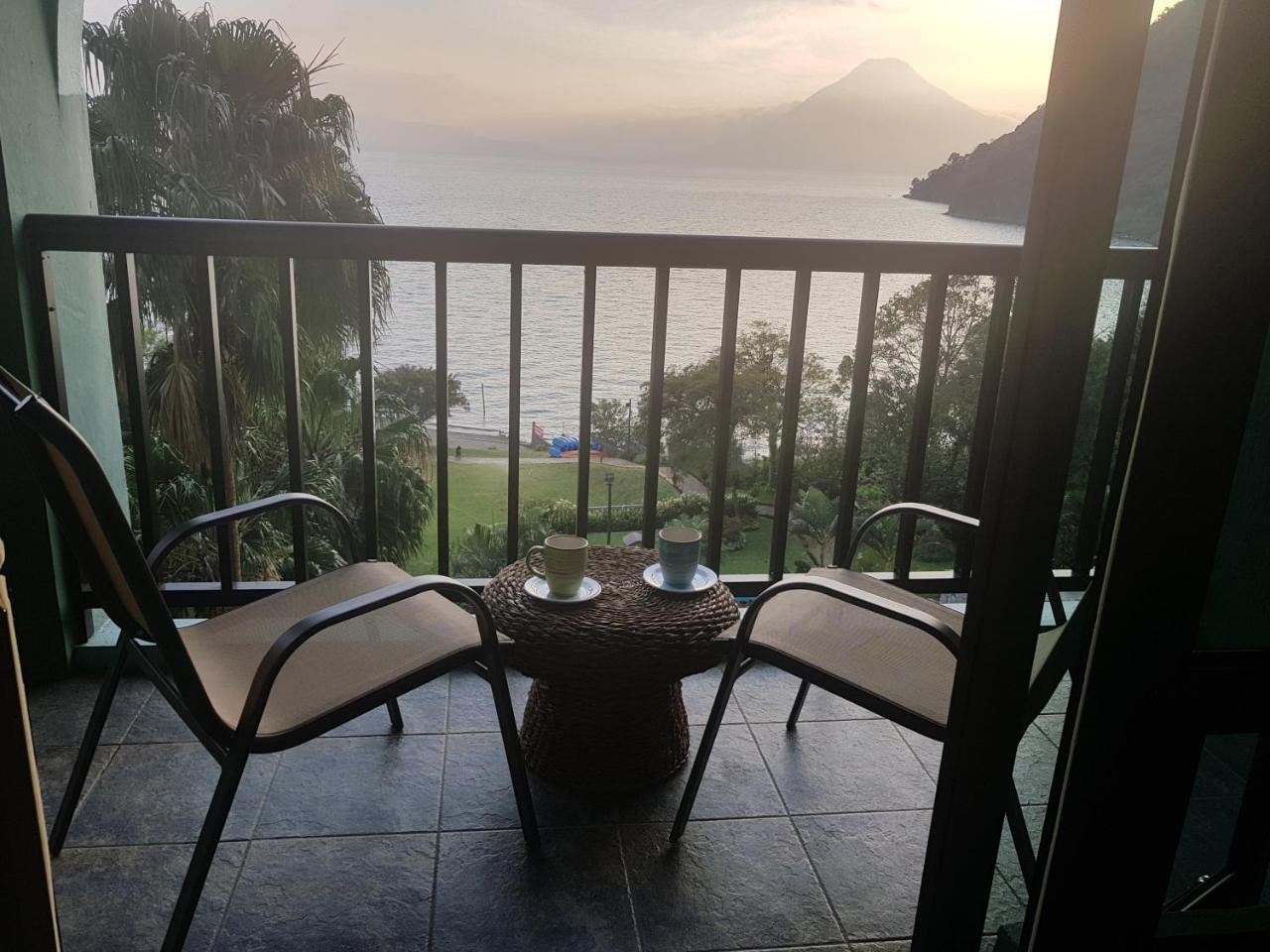 The Paradise Of Atitlan Suites - Free Breakfast Supplies Panajachel Eksteriør bilde